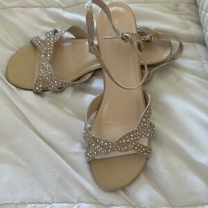 New never worn Dressy Gold sandals sz9
